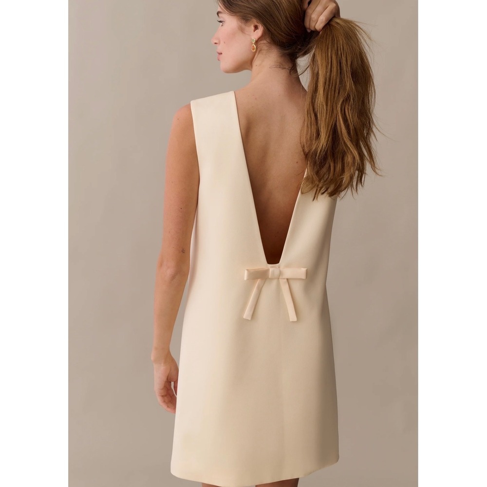 Few Moda o.p.t One Pretty Time Buttermilk Cream Satin Bow Back Mini Shift Dress